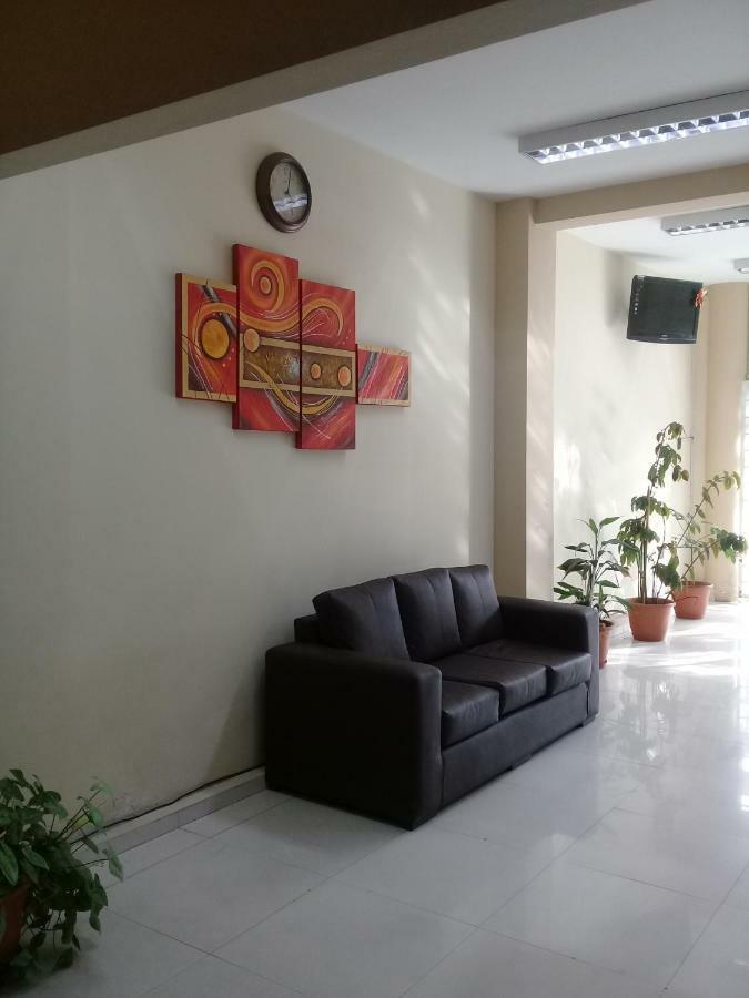 Hotel Maison Fiori Кочабамба Экстерьер фото